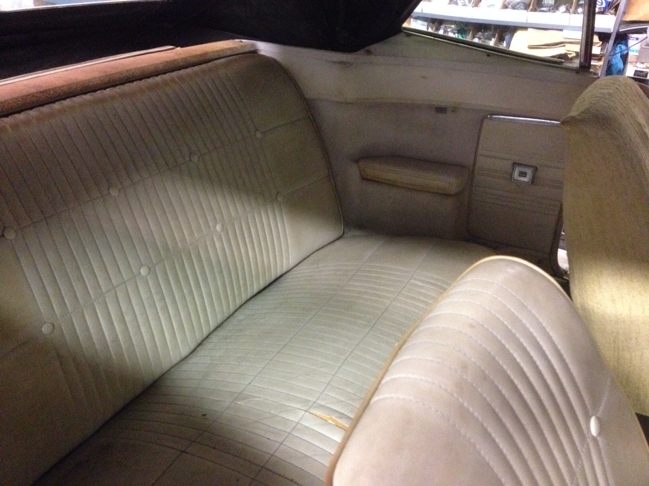 Attached picture 2015 rear seat.jpg